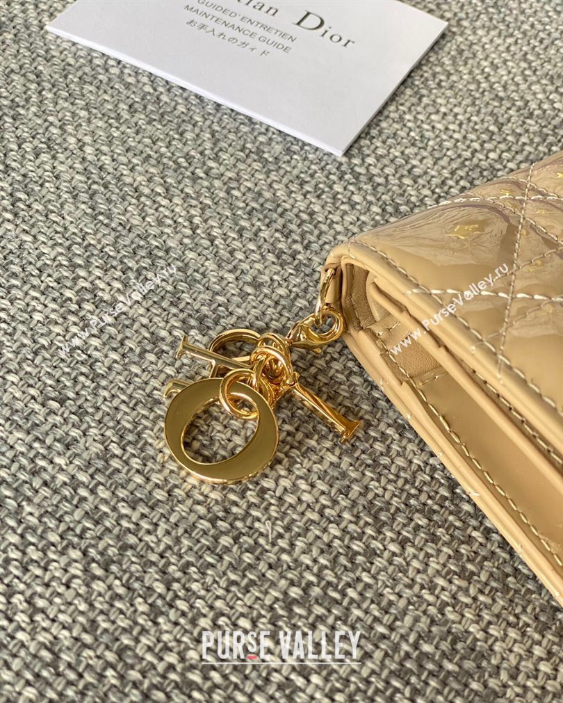 Lady Dior Mini Wallet in Patent Cannage Calfskin Beige (XXG-23092806)