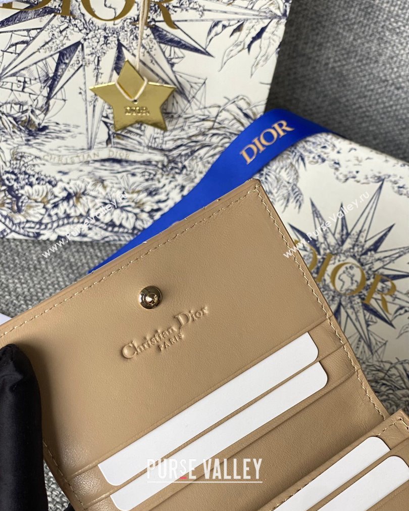 Lady Dior Mini Wallet in Patent Cannage Calfskin Beige (XXG-23092806)