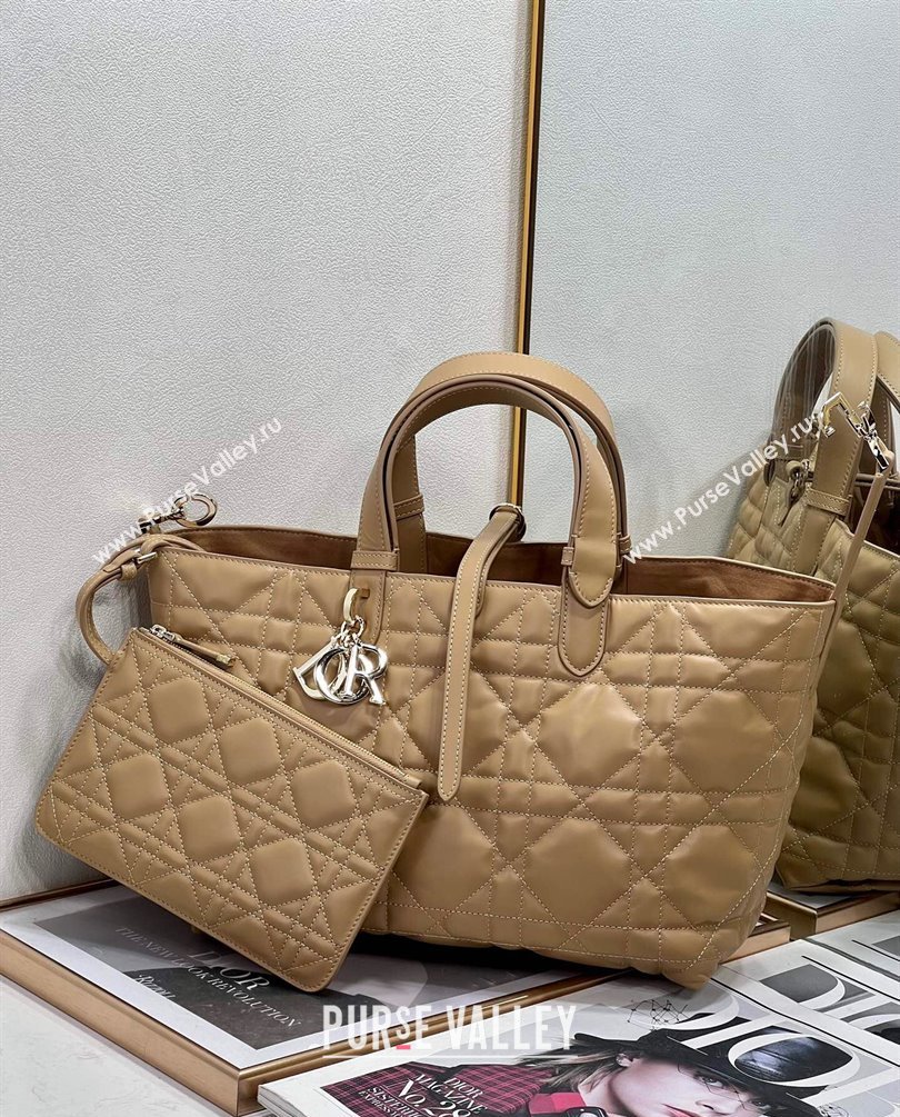 Dior Medium Toujours Bag in Macrocannage Calfskin Tan 2023 (XXG-23100602)