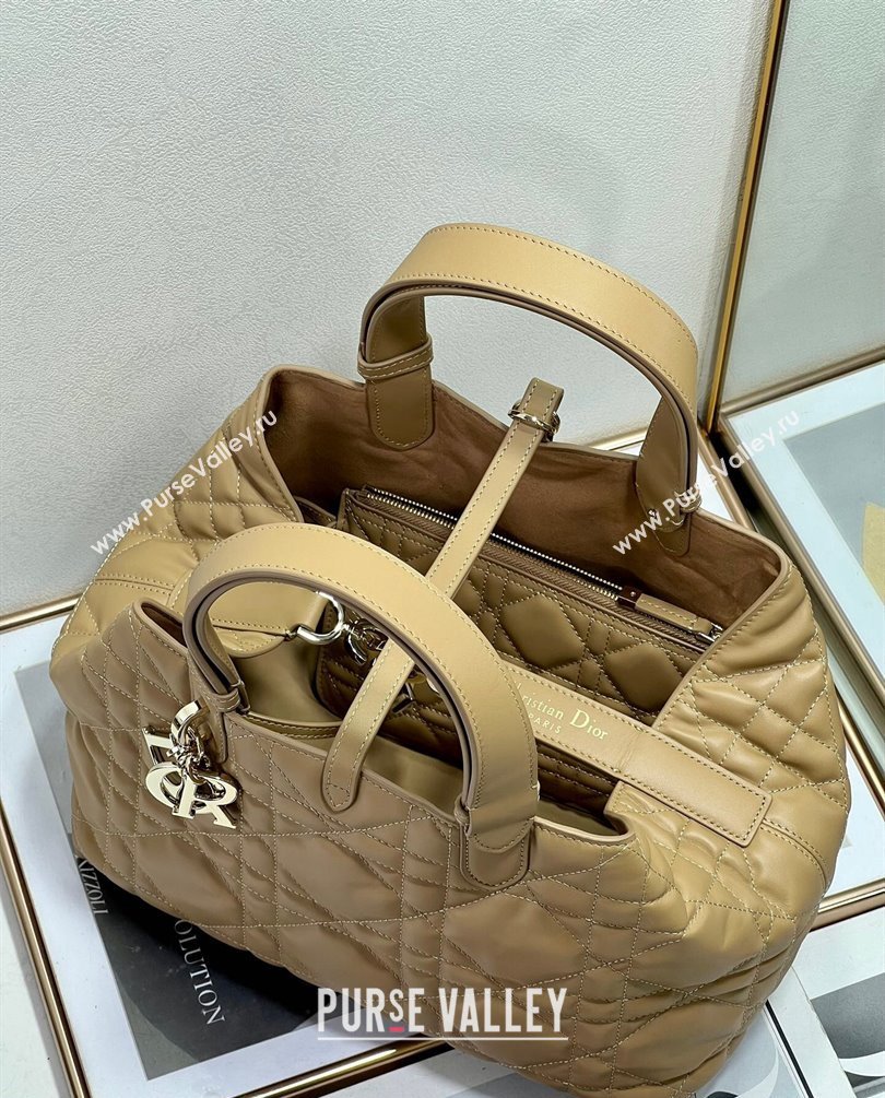 Dior Medium Toujours Bag in Macrocannage Calfskin Tan 2023 (XXG-23100602)