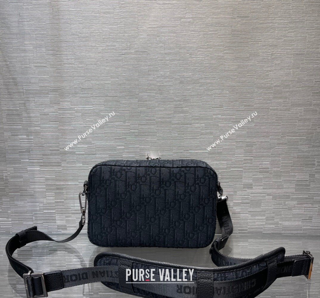 Dior Safari Bag with Strap in Black Dior Oblique Jacquard 2023 (XXG-23100611)