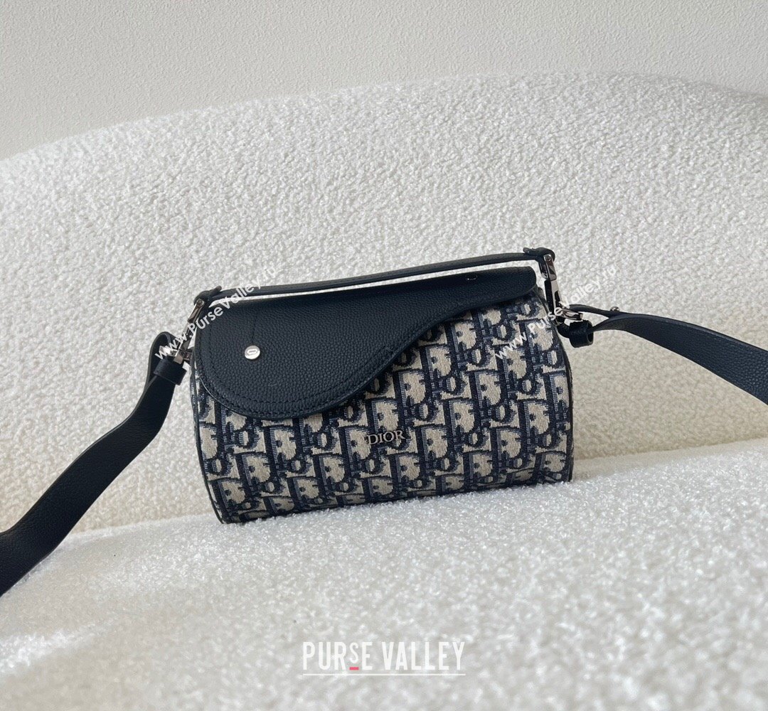 Dior Roller Bag with Strap in Beige and Black Dior Oblique Jacquard and Black Grained Calfskin 2023 (XXG-23100614)