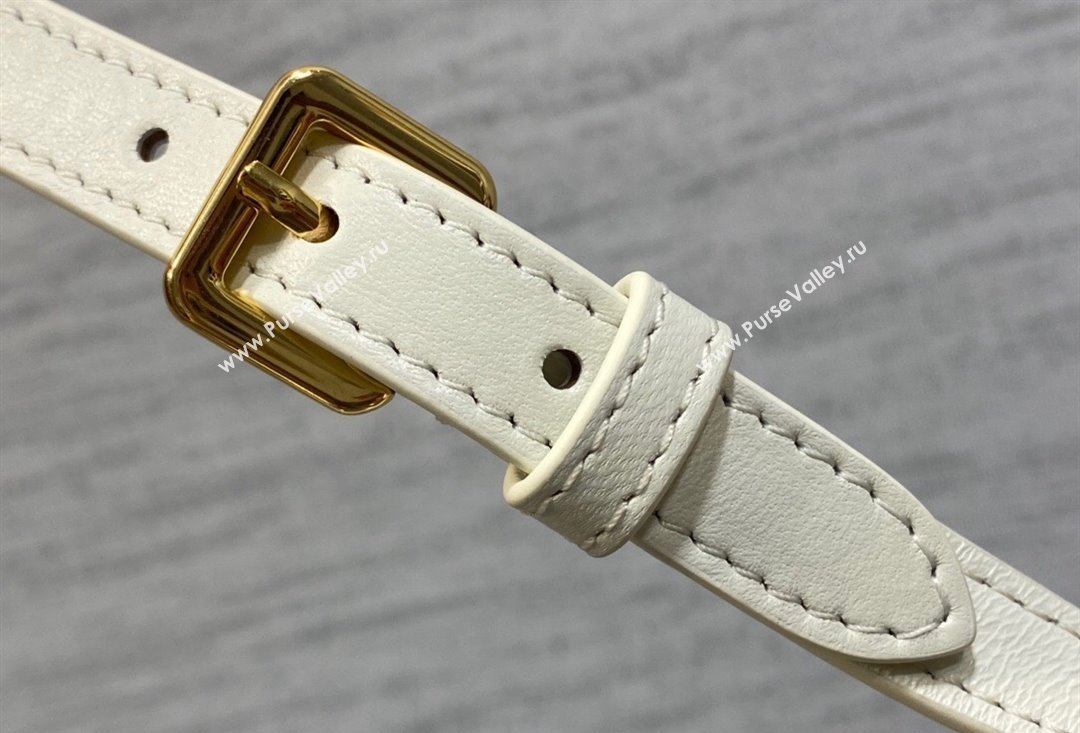 Dior CD Lounge Bag in White Supple Macrocannage Lambskin 2023 (XXG-23100609)