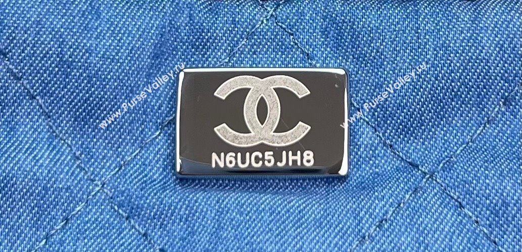 Chanel Denim Patchwork and Glitters CHANEL 22 Handbag AS3261 2023 (jiyuan-23101011)