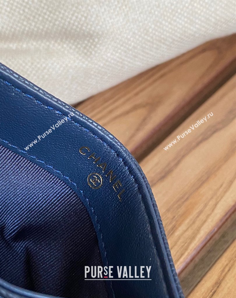 Chanel Gold-Tone Metal Logo Card Holder AP3048 in Grained Calfskin Blue (keke-23101136)