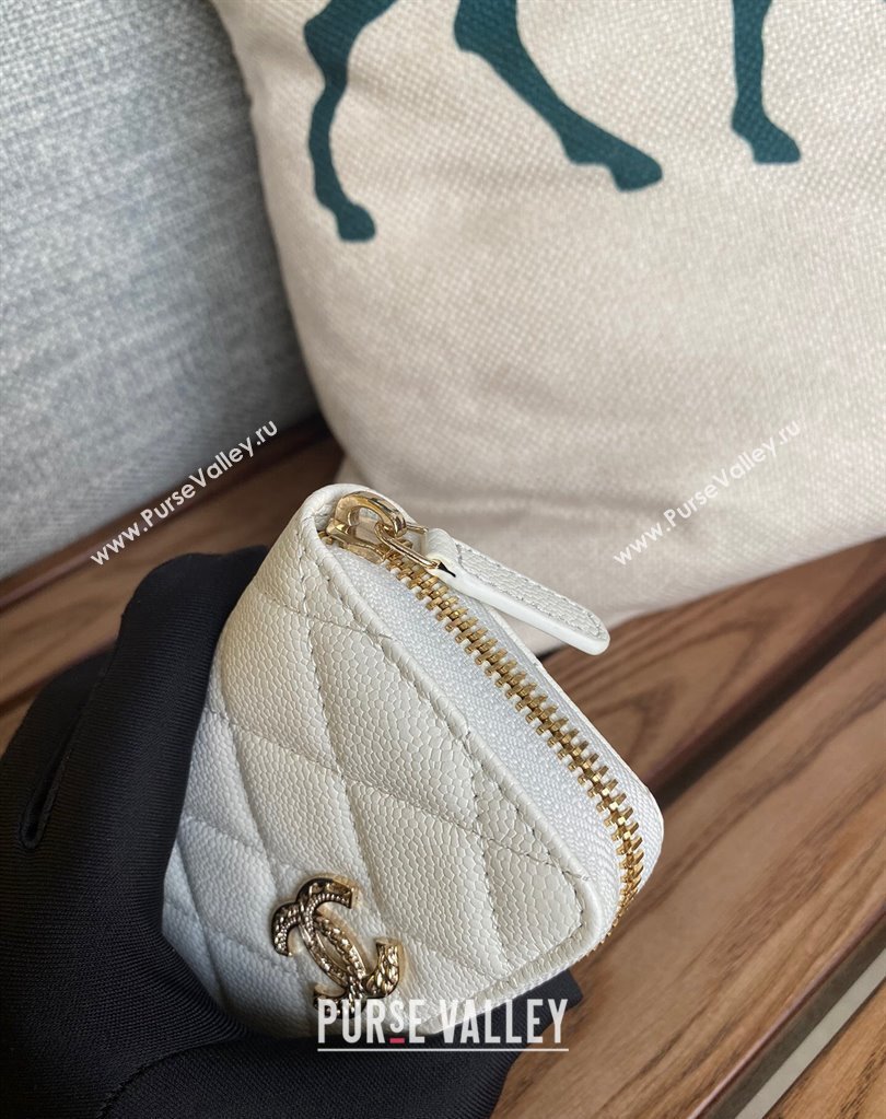 Chanel Gold-Tone Metal Logo Zip Card Holder AP3045 in Grained Calfskin White (keke-23101138)