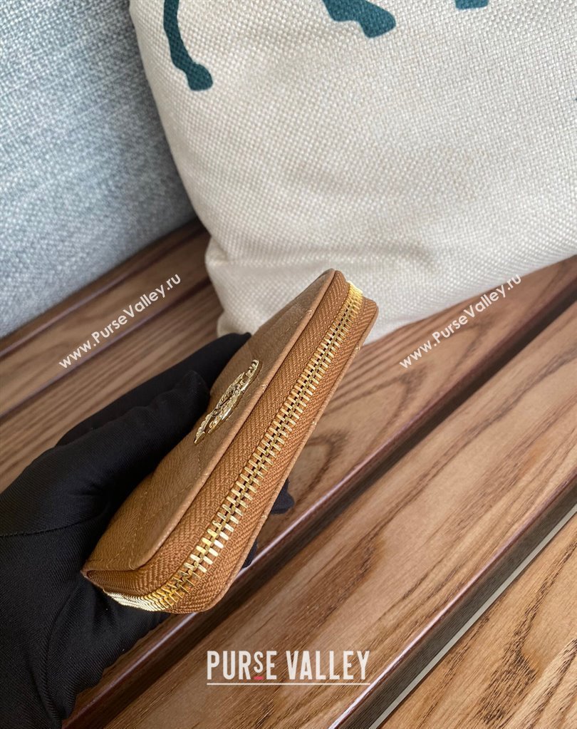 Chanel Gold-Tone Metal Logo Zip Card Holder AP3045 in Grained Calfskin Brown (keke-23101139)