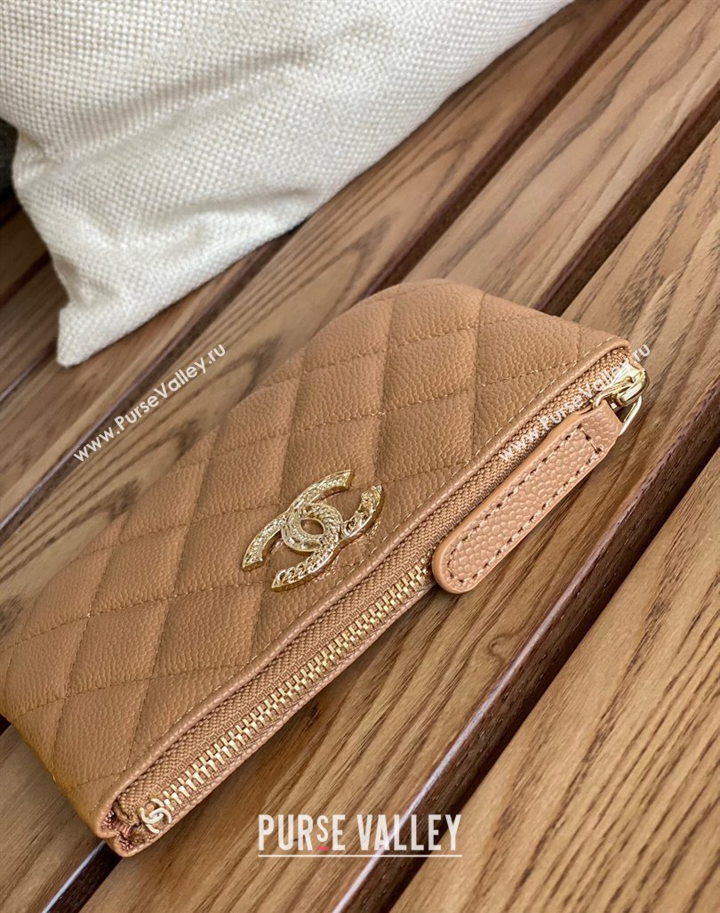 Chanel Gold-Tone Metal Logo Zip Card Holder AP3049 in Grained Calfskin Brown (keke-23101146)