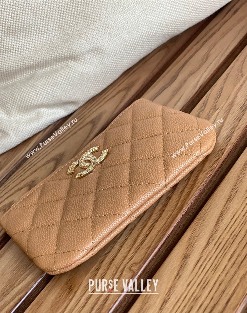 Chanel Gold-Tone Metal Logo Zip Card Holder AP3049 in Grained Calfskin Brown (keke-23101146)