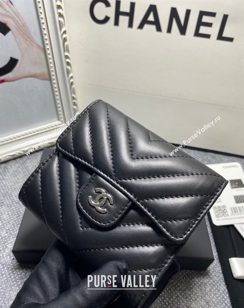 Chanel Classic Small Flap Wallet AP0231 in Lambskin Chevron Black/Silver (keke-23101002)