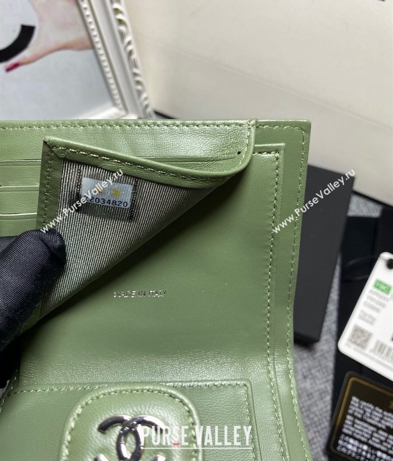 Chanel Classic Small Flap Wallet AP0231 in Lambskin Green/Silver (keke-23101010)