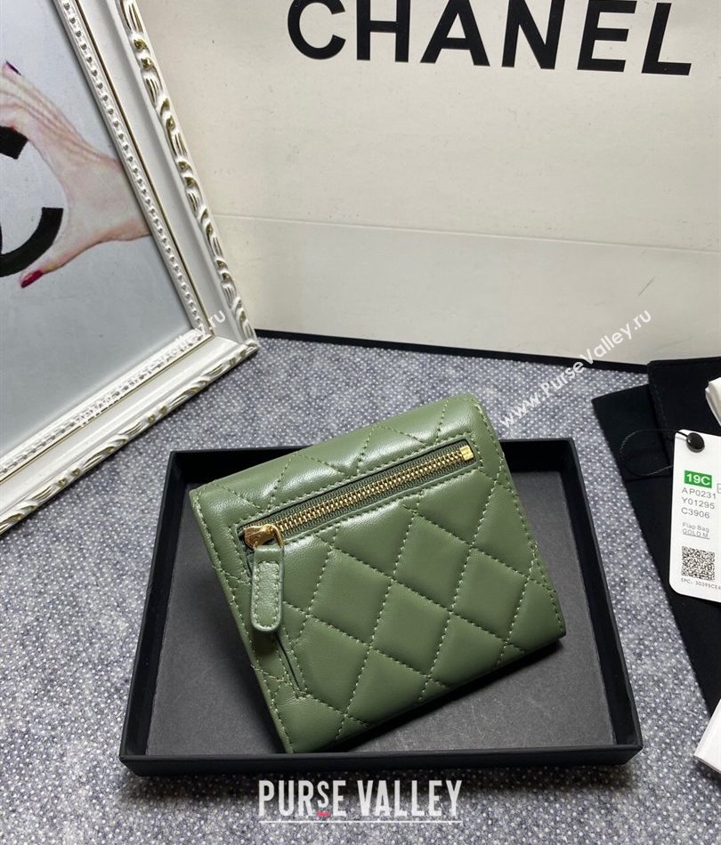 Chanel Classic Small Flap Wallet AP0231 in Lambskin Green/Gold (keke-23101009)