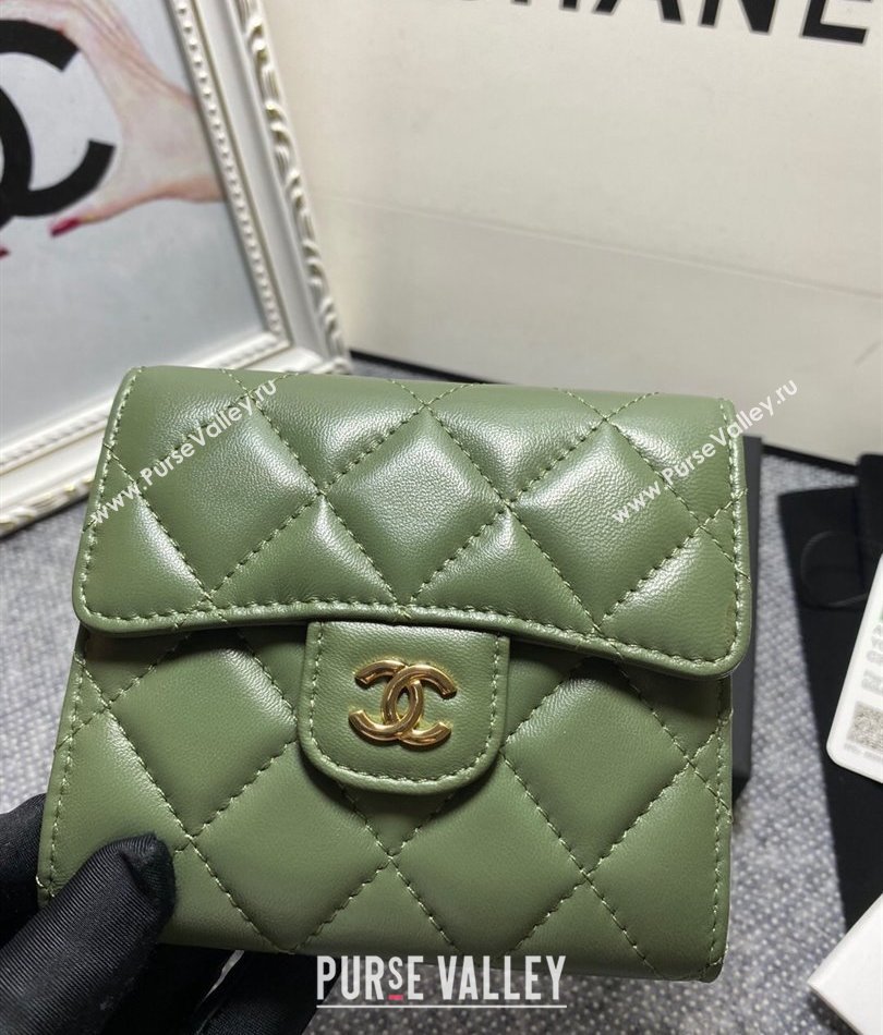 Chanel Classic Small Flap Wallet AP0231 in Lambskin Green/Gold (keke-23101009)