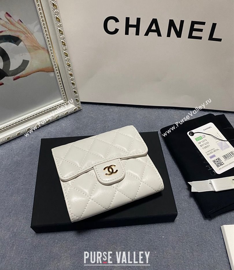 Chanel Classic Small Flap Wallet AP0231 in Lambskin White/Gold (keke-23101011)