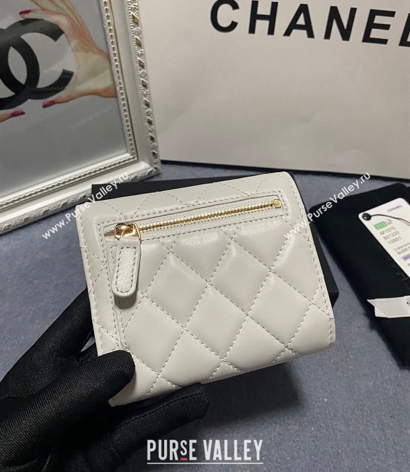 Chanel Classic Small Flap Wallet AP0231 in Lambskin White/Gold (keke-23101011)