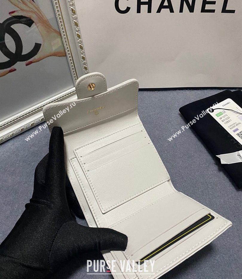Chanel Classic Small Flap Wallet AP0231 in Lambskin White/Gold (keke-23101011)