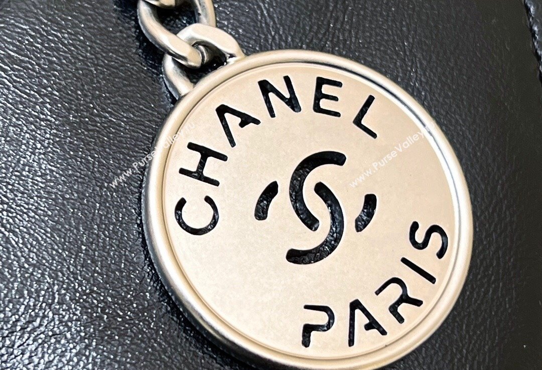 Chanel Shiny Calfskin CHANEL 22 Mini Handbag AS3980 Black/Silver 2023 (ORIGINAL QUALITY) (shunyang-23101002)