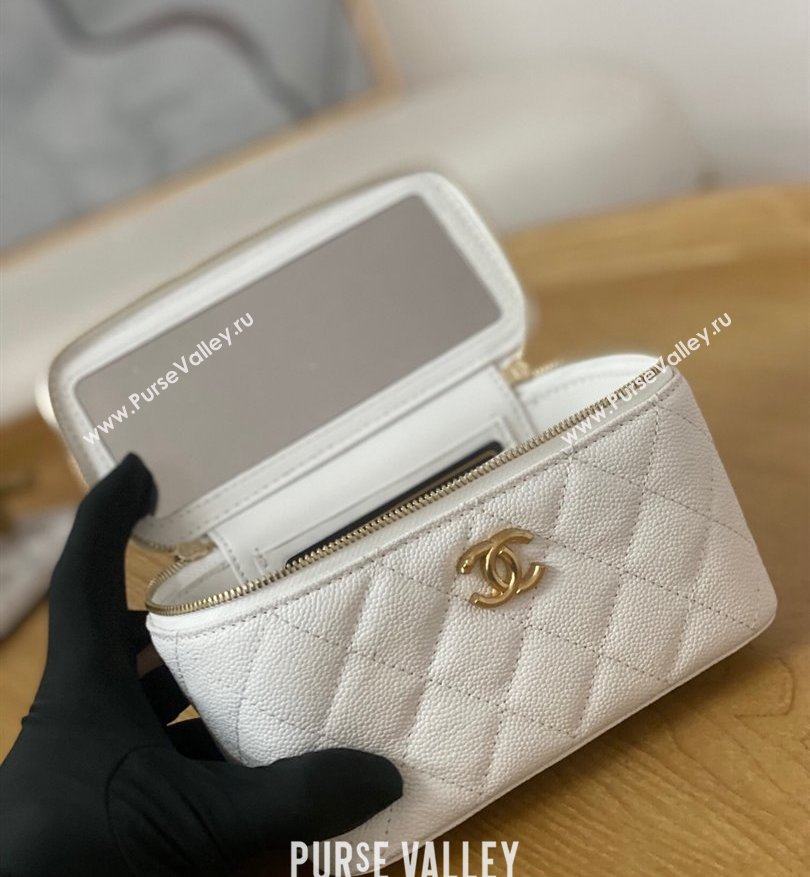 Chanel Small Sweet Heart Vanity Case Bag 81247 in Grained Calfskin White (yingfeng-23101102)