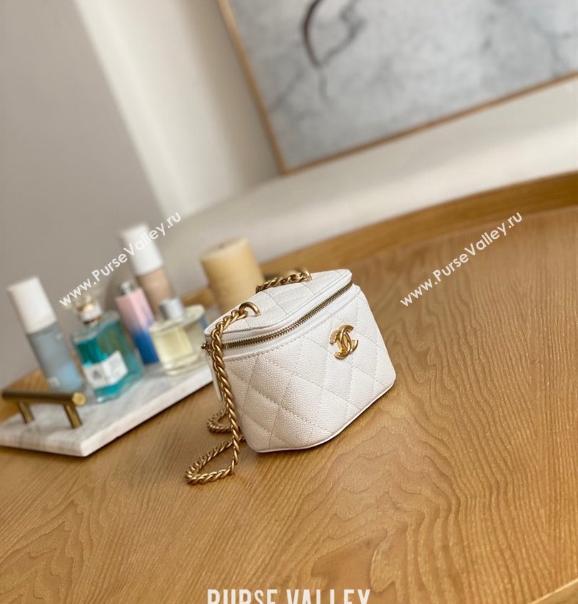 Chanel Mini Sweet Heart Vanity Case Bag 81246 in Grained Calfskin White (yingfeng-23101116)