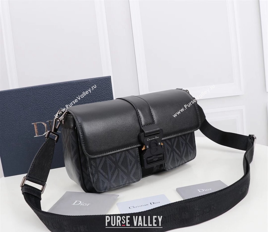 Dior Hit The Road Bag with Strap in Black CD Diamond Canvas (ziyin-23101344)