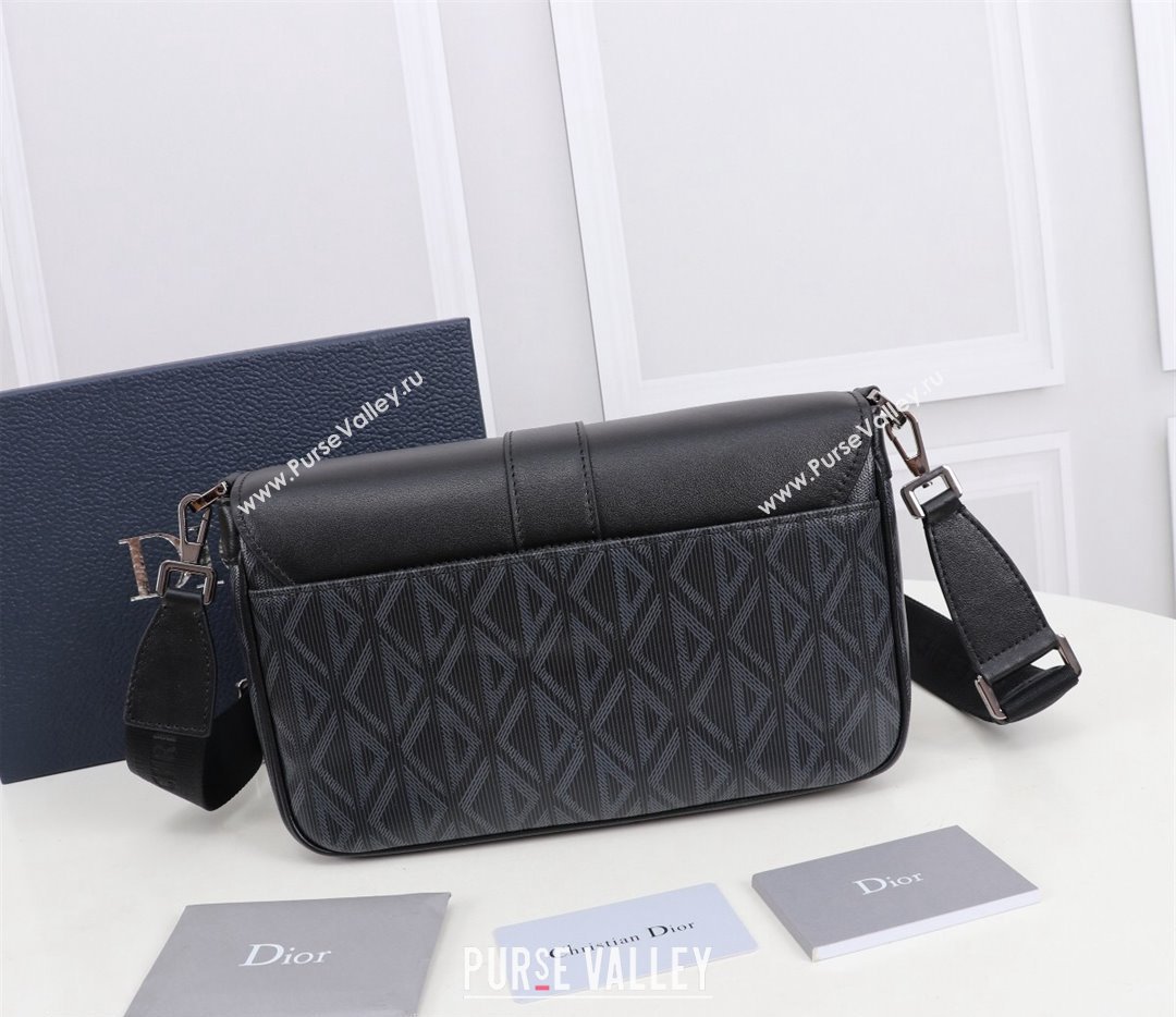 Dior Hit The Road Bag with Strap in Black CD Diamond Canvas (ziyin-23101344)