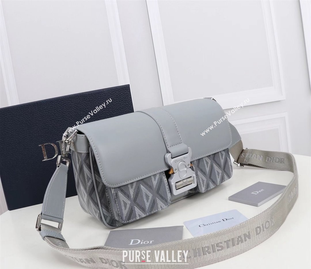Dior Hit The Road Bag with Strap in Gray CD Diamond Canvas (ziyin-23101345)