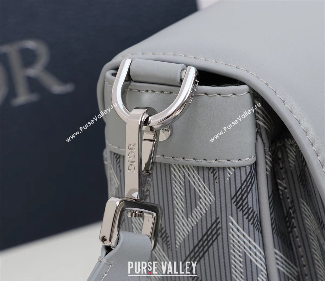 Dior Hit The Road Bag with Strap in Gray CD Diamond Canvas (ziyin-23101345)