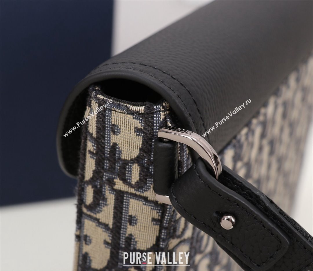 Dior Saddle A5 Pouch Bag in Beige and Black Dior Oblique Jacquard and Black Grained Calfskin (ziyin-23101342)
