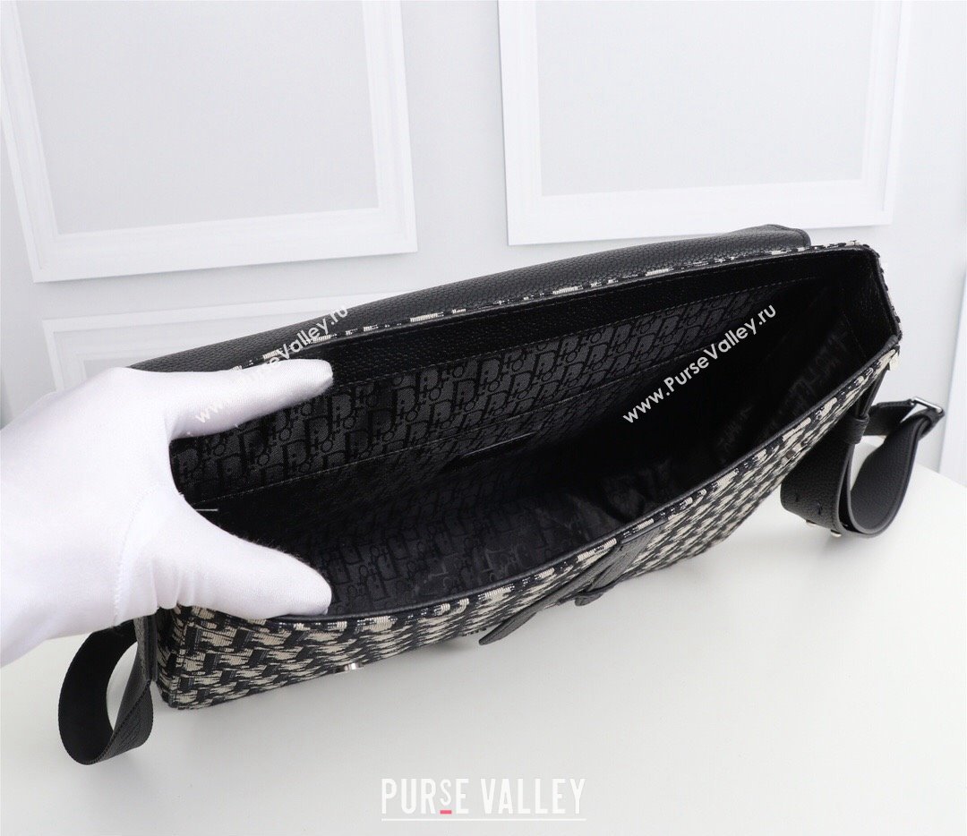 Dior Mini Saddle Messenger Bag in Beige and Black Dior Oblique Jacquard (ziyin-23101336)