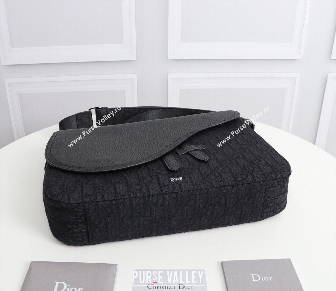 Dior Mini Saddle Messenger Bag in Black Dior Oblique Jacquard (ziyin-23101337)