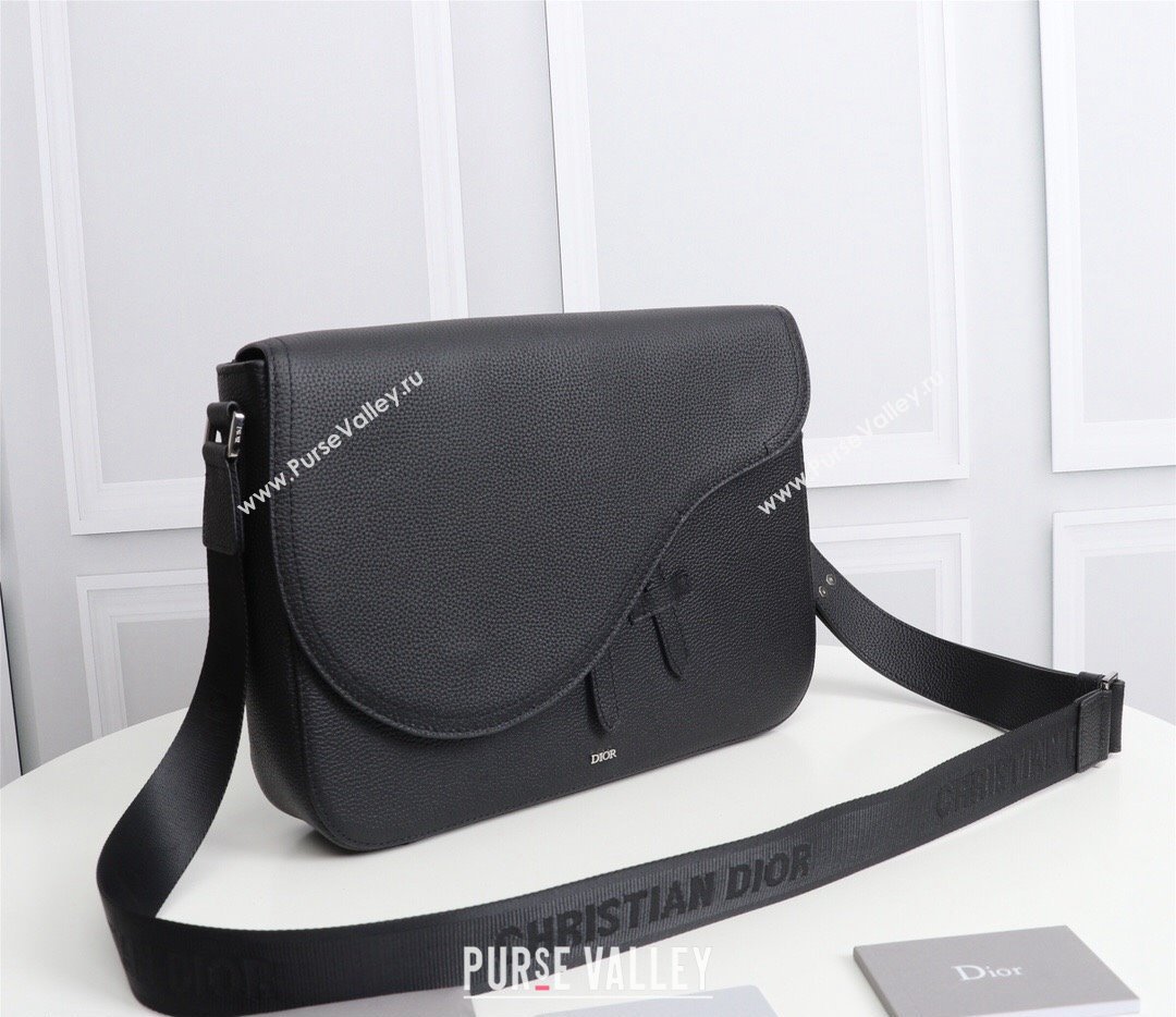 Dior Mini Saddle Messenger Bag in Black Grained Calfskin (ziyin-23101338)