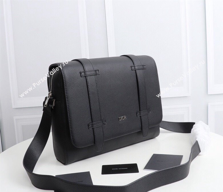 Dior Messenger Bag in Black Grained Calfskin (ziyin-23101335)