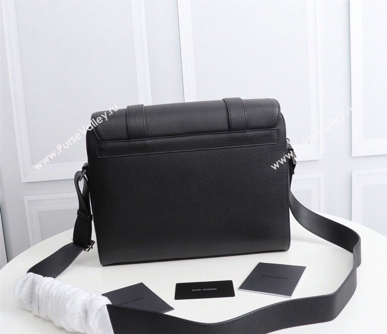 Dior Messenger Bag in Black Grained Calfskin (ziyin-23101335)