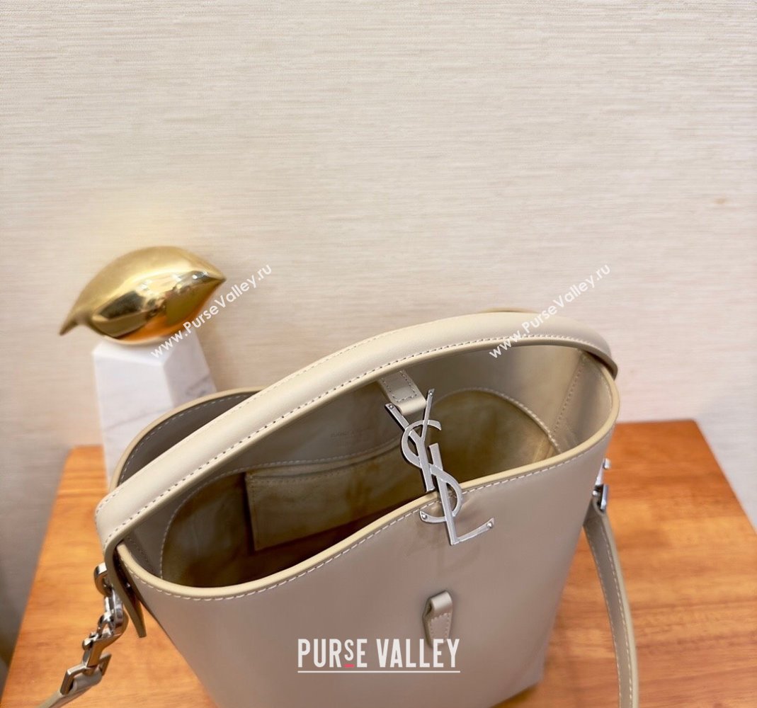 Saint Laurent le 37 small Bag in shiny leather 749036 Beige (yida-23101706)