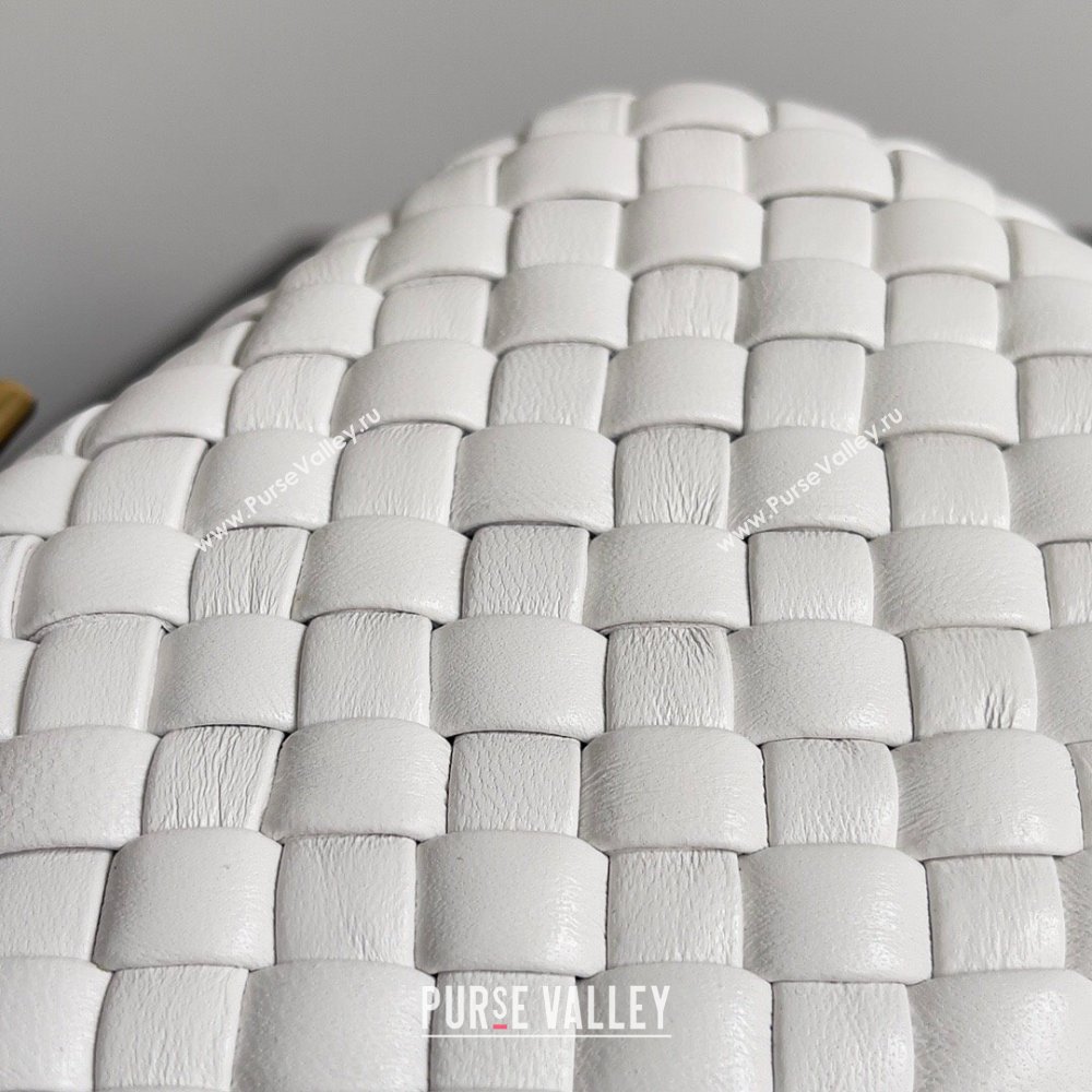 Bottega Veneta Padded Intreccio leather Knot Minaudiere clutch Bag White 2023 (misu-23110137)