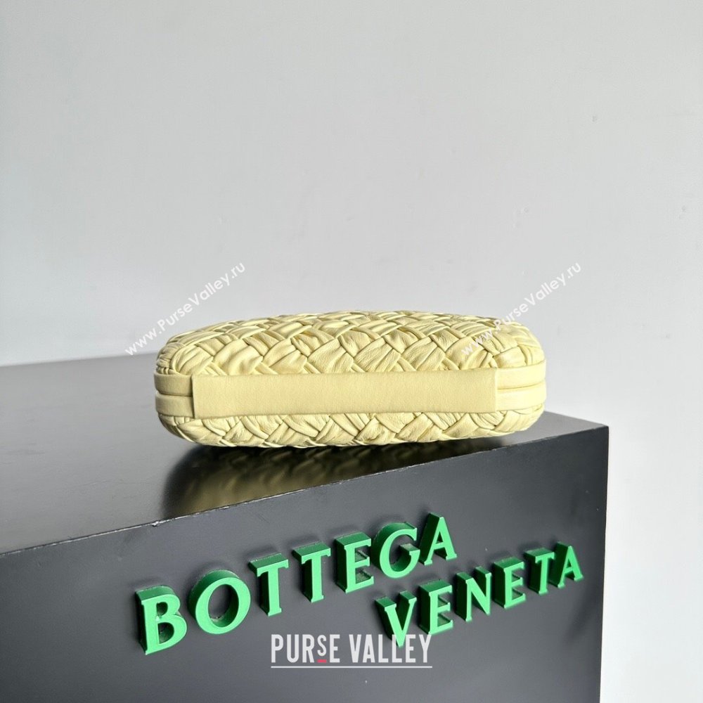 Bottega Veneta Foulard Intreccio leather Knot Minaudiere clutch Bag ICE CREAM 2023 (misu-23110126)