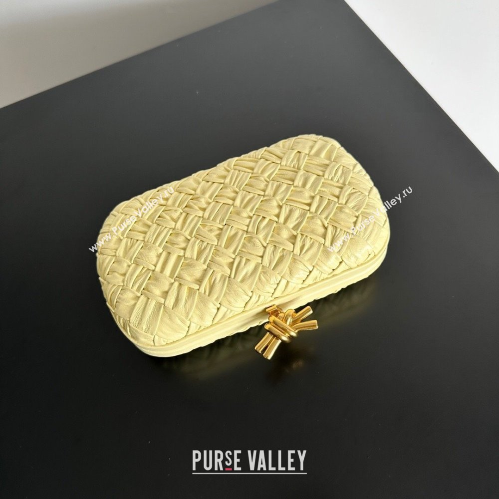 Bottega Veneta Foulard Intreccio leather Knot Minaudiere clutch Bag ICE CREAM 2023 (misu-23110126)