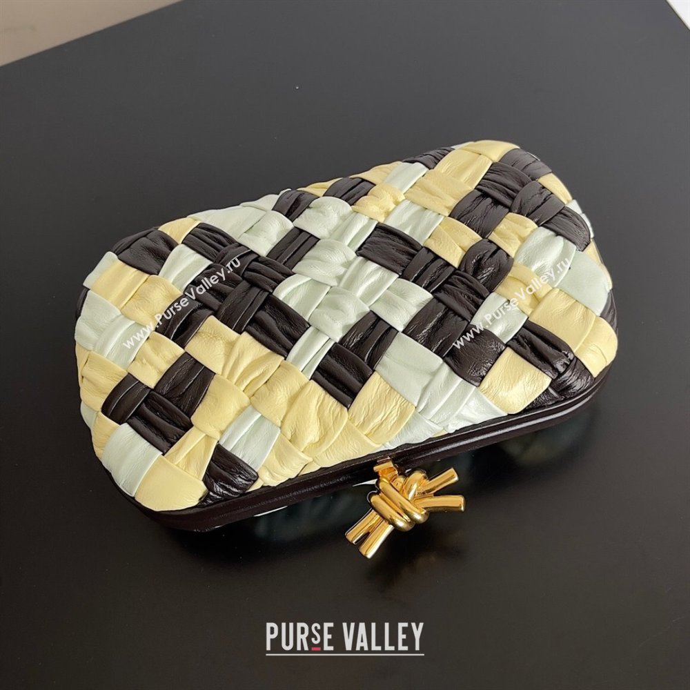 Bottega Veneta Foulard Intreccio leather Knot Minaudiere clutch Bag GLACIER / ICE CREAM / FONDANT 2023 (misu-23110141)