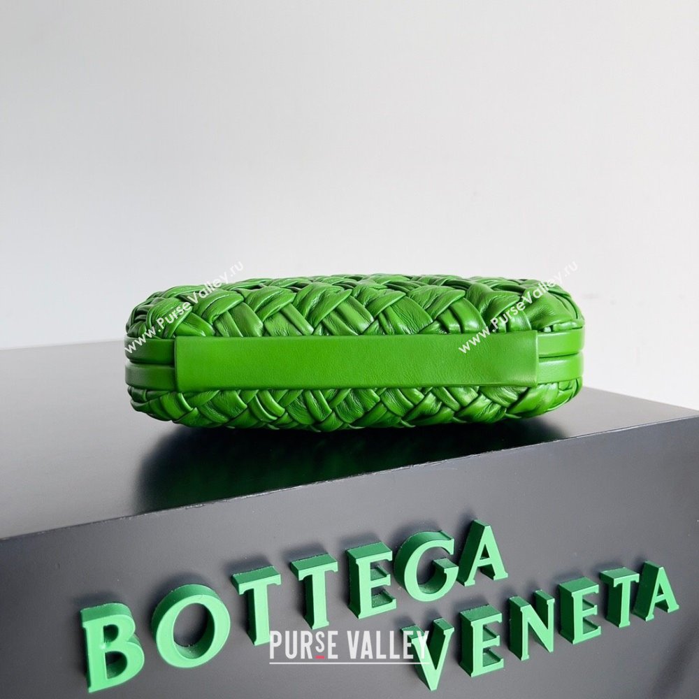 Bottega Veneta Foulard Intreccio leather Knot Minaudiere clutch Bag Green 02 2023 (misu-23110125)
