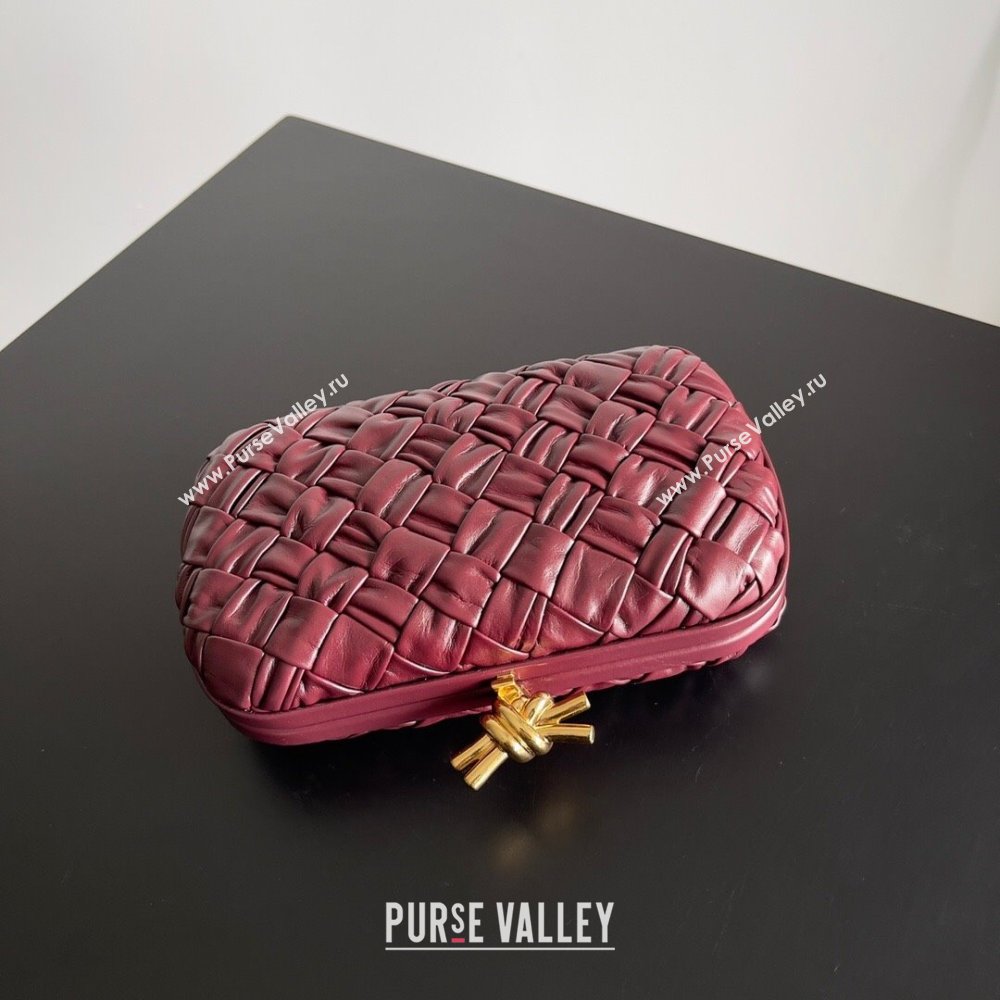 Bottega Veneta Foulard Intreccio leather Knot Minaudiere clutch Bag Burgundy 2023 (misu-23110128)
