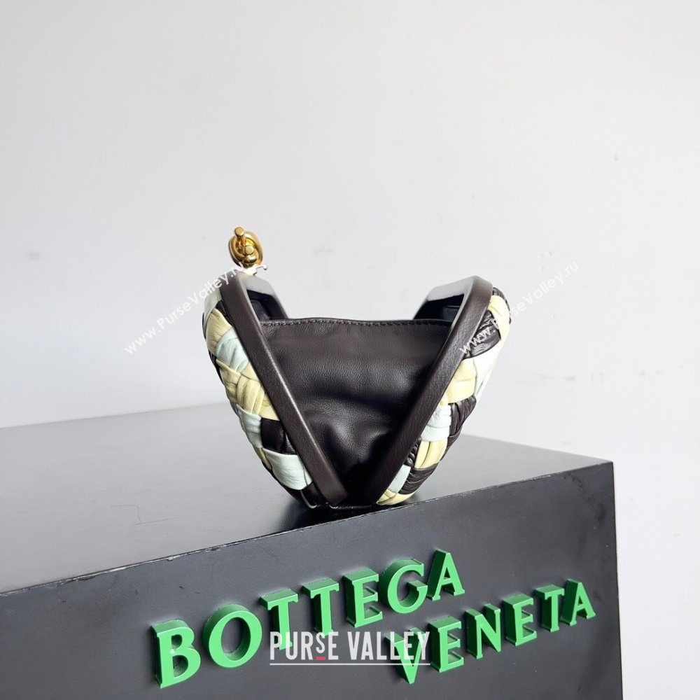 Bottega Veneta Foulard Intreccio leather Knot Minaudiere clutch Bag GLACIER / ICE CREAM / FONDANT 2023 (misu-23110141)