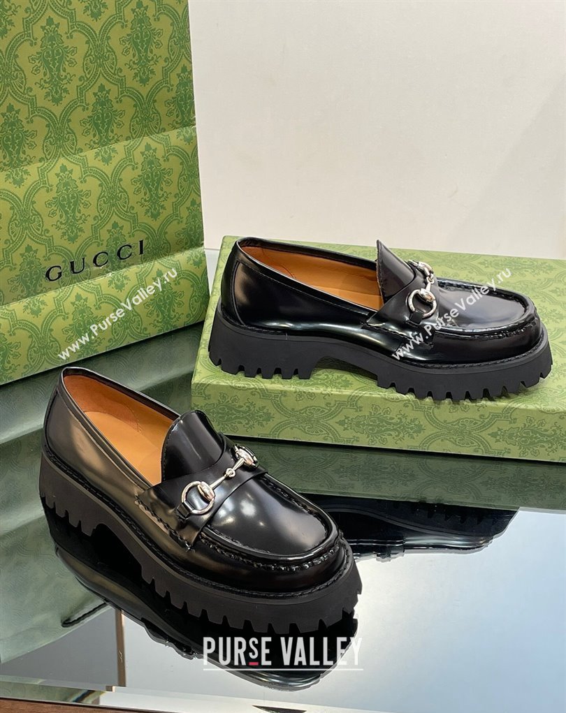 Gucci Womens loafer with Horsebit 764211 in Leather Black 2023 (modeng-23110901)