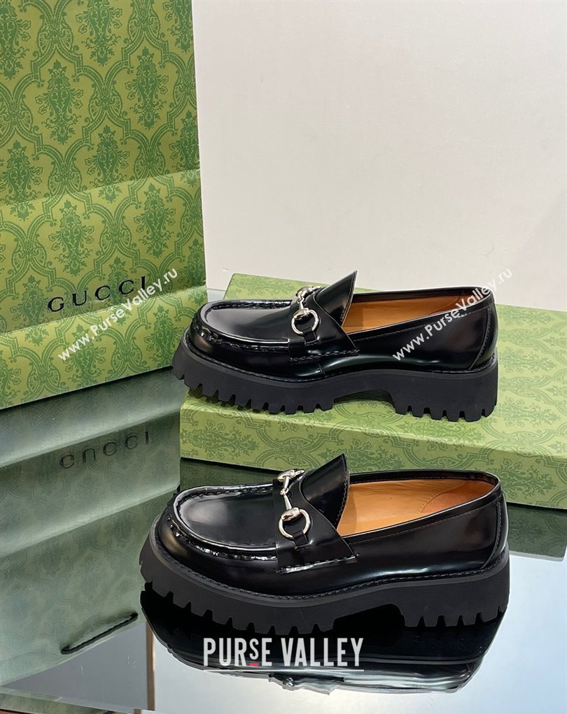 Gucci Womens loafer with Horsebit 764211 in Leather Black 2023 (modeng-23110901)