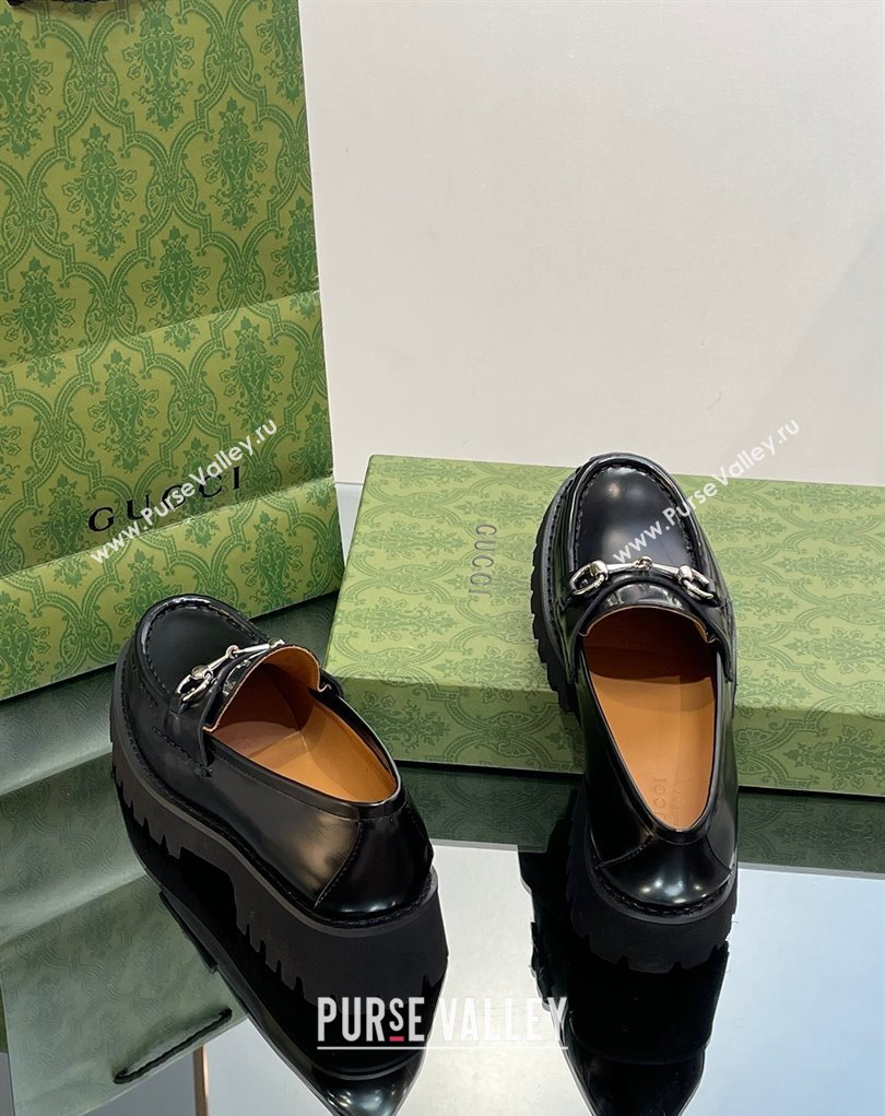 Gucci Womens loafer with Horsebit 764211 in Leather Black 2023 (modeng-23110901)