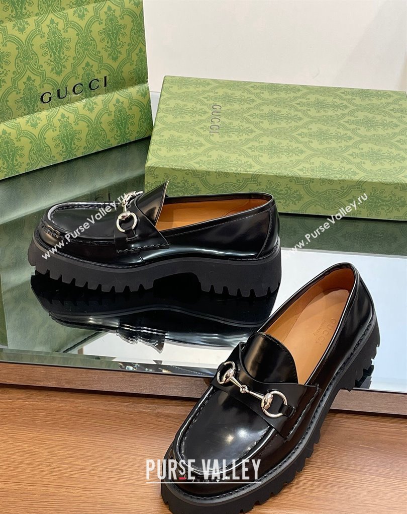 Gucci Womens loafer with Horsebit 764211 in Leather Black 2023 (modeng-23110901)