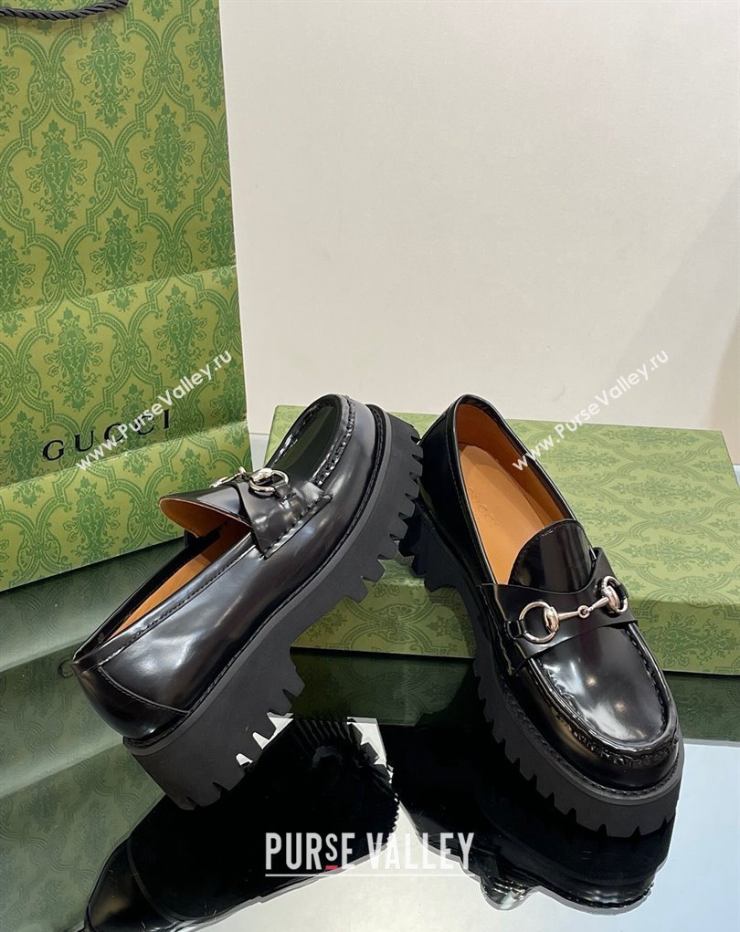 Gucci Womens loafer with Horsebit 764211 in Leather Black 2023 (modeng-23110901)