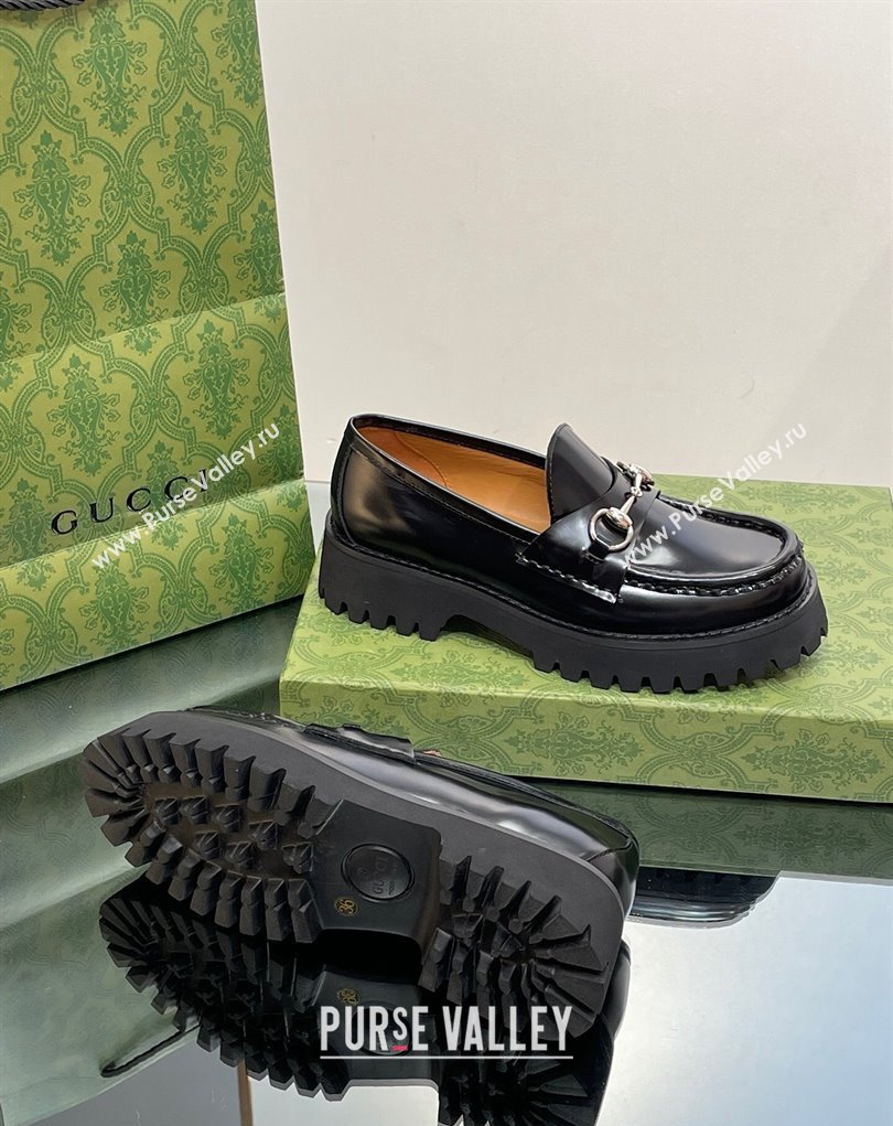 Gucci Womens loafer with Horsebit 764211 in Leather Black 2023 (modeng-23110901)