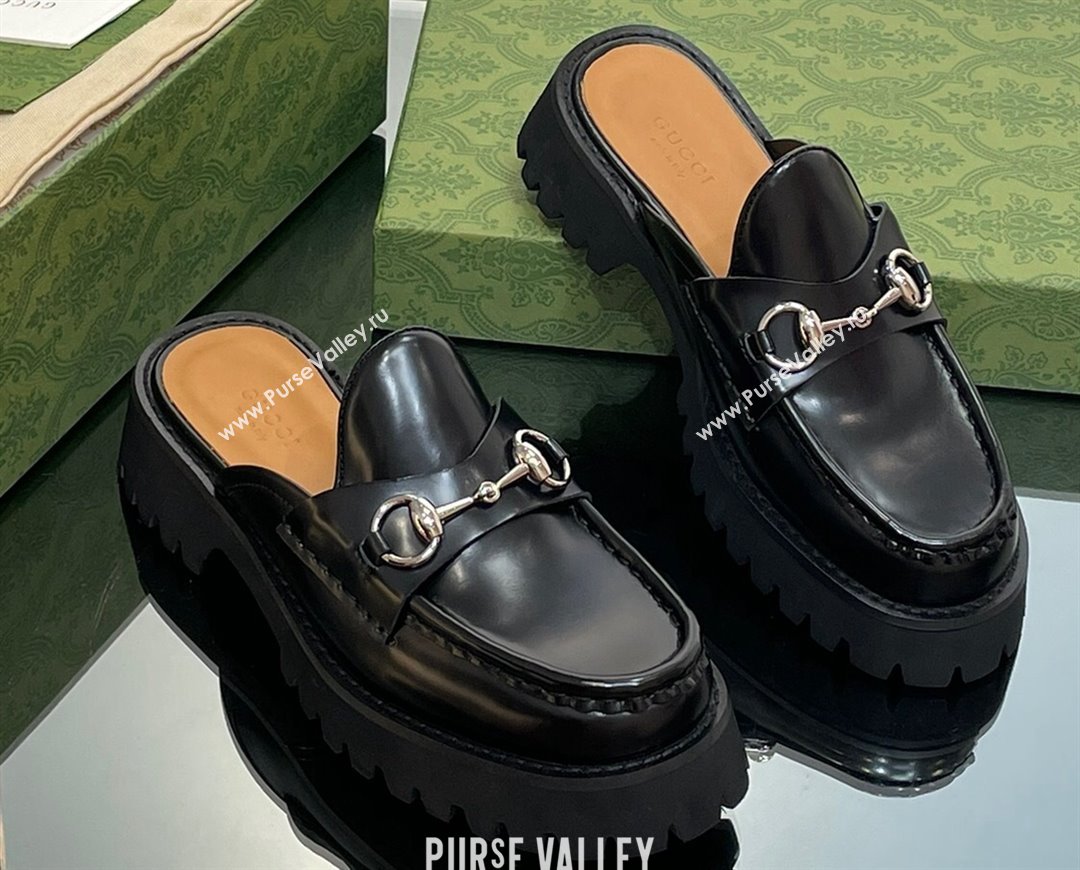 Gucci Womens Horsebit loafer slipper in Leather Black 2023 (modeng-23110904)