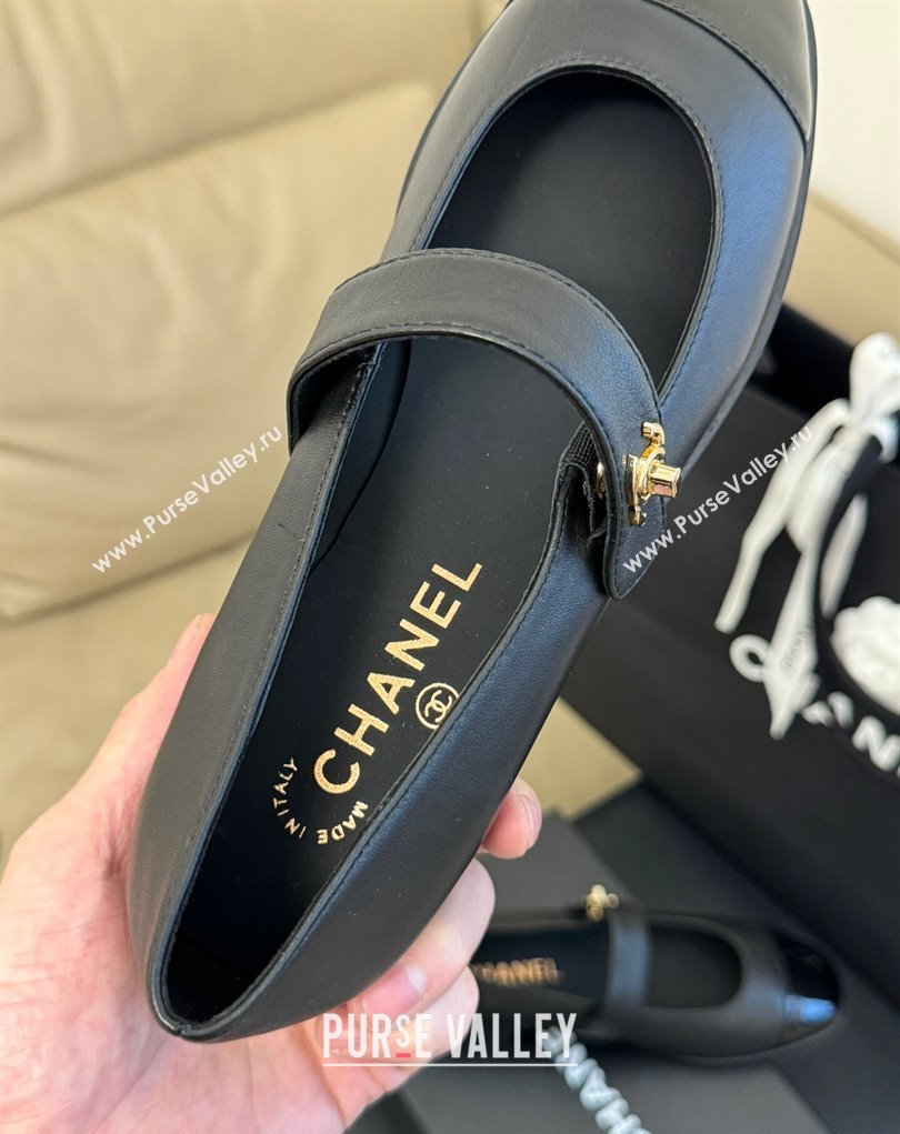 Chanel Lambskin and Patent Calfskin Mary Janes G45280 Black 2023 (kaola-23111103)