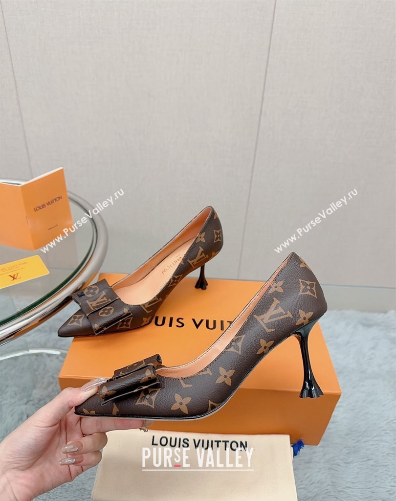 Louis Vuitton Heel 7.5cm Blossom Pumps with Bow Monogram Canvas 2023 (modeng-23111414)